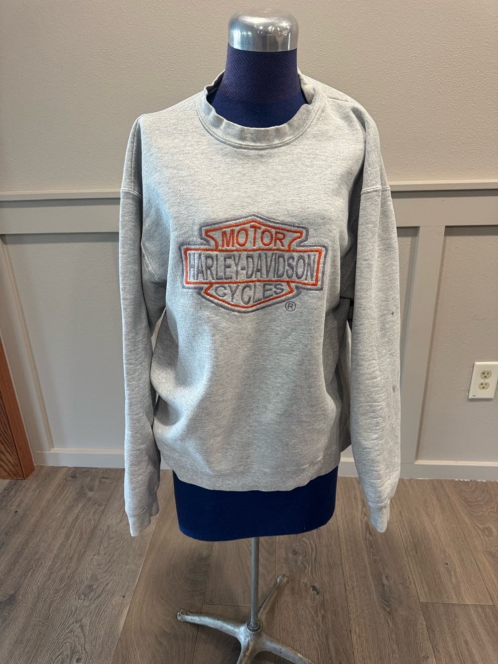 Harley-Davidson Light Gray Crewneck Sweatshirt with Orange Logo